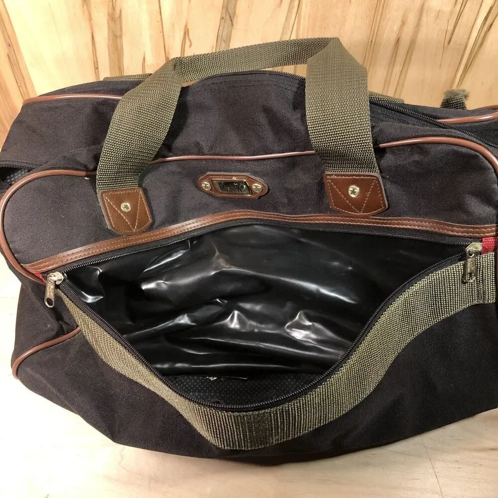 RICARDO OF BEVERLY HILLS TROUSDALE Carry-on Duffle Shoulder BAG Case Green